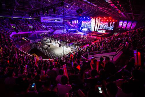 几年中逐渐 几年中逐渐