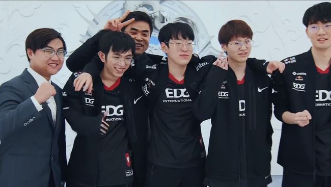 两队的战术 两队的战术