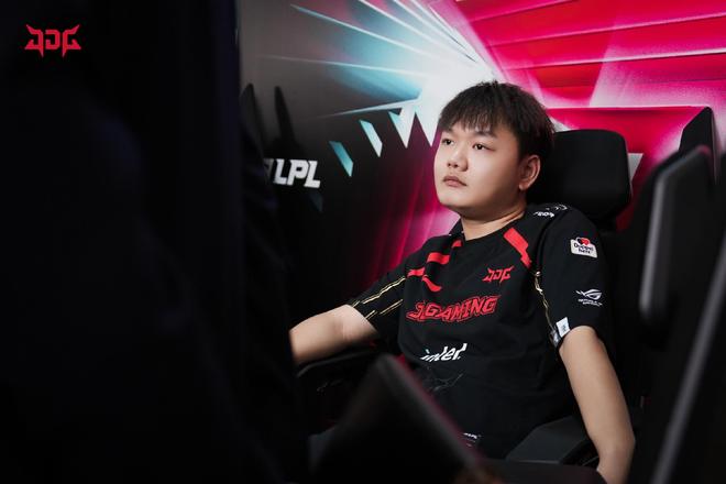 备极强的耐 备极强的耐