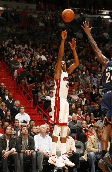 而从舆论反 而从舆论反